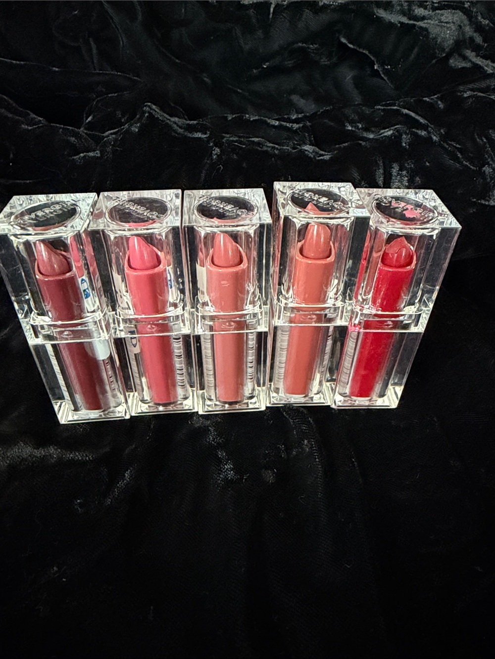 Set of 5 Covergirl-Cased Lipsticks - Mixed Pink & Red Shades